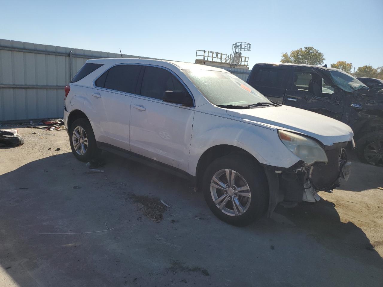 2015 Chevrolet Equinox - Image 4