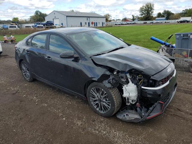 3KPF54AD0NE437967 Kia Forte GT L 4