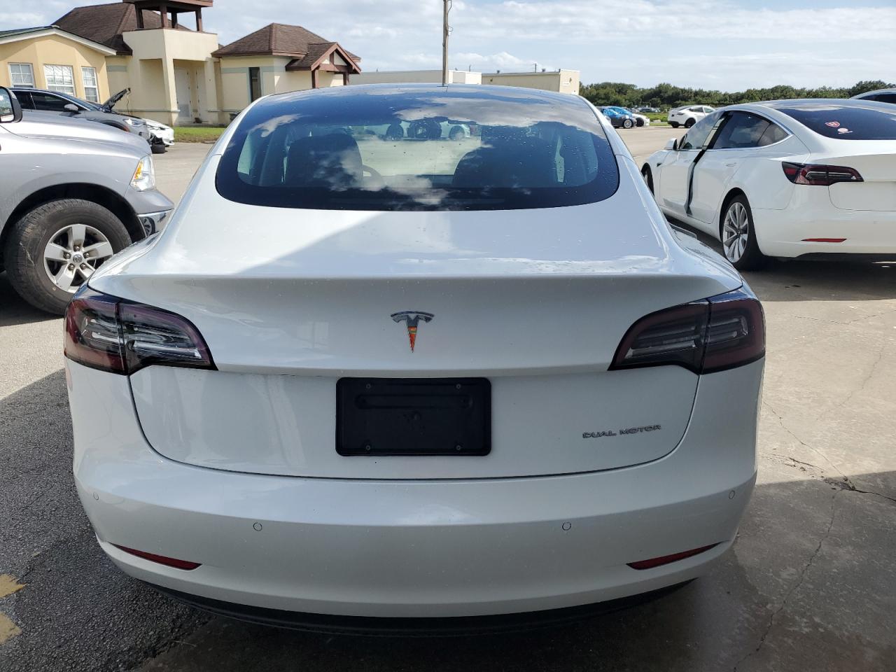 2021 Tesla Model 3 VIN: 5YJ3E1EB9MF924345 Lot: 74216414