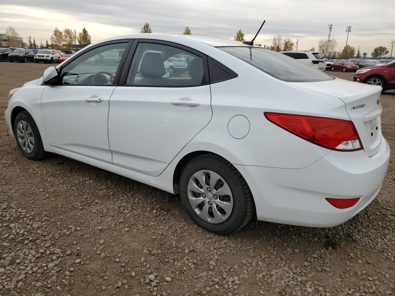 KMHCT4AE5GU987599 2016 Hyundai Accent Se