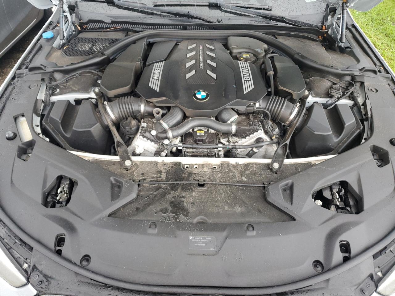 WBABC4C01NCH15281 2022 BMW M850Xi