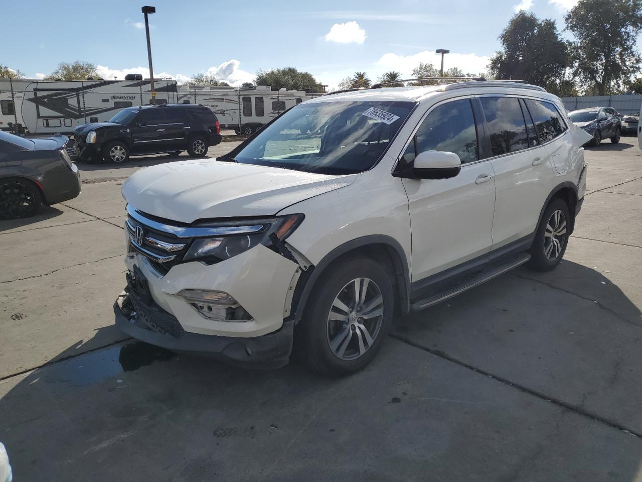 2016 Honda Pilot - Image 1