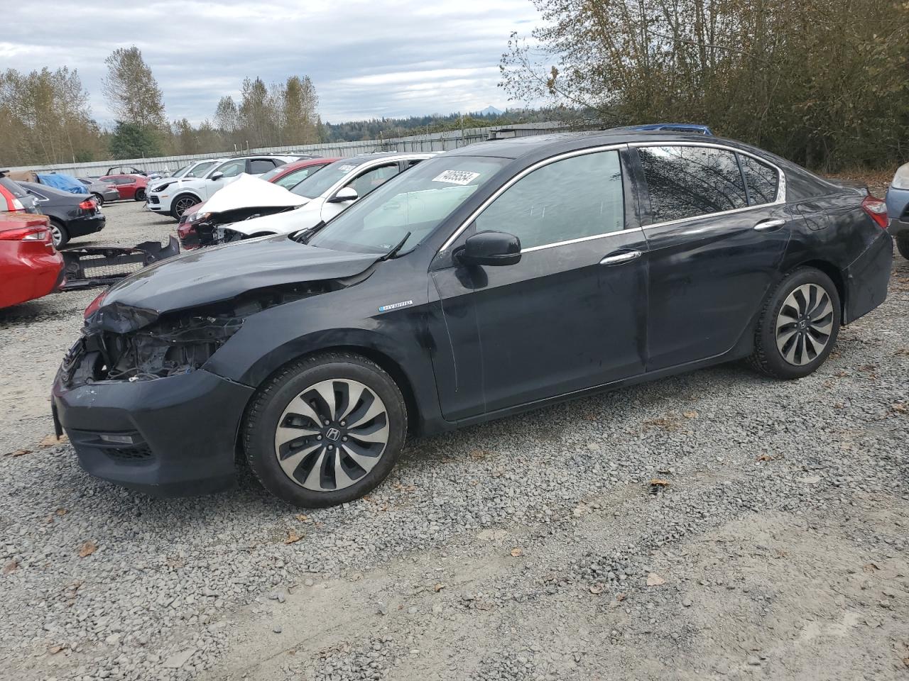 JHMCR6F57HC006685 2017 HONDA ACCORD - Image 1