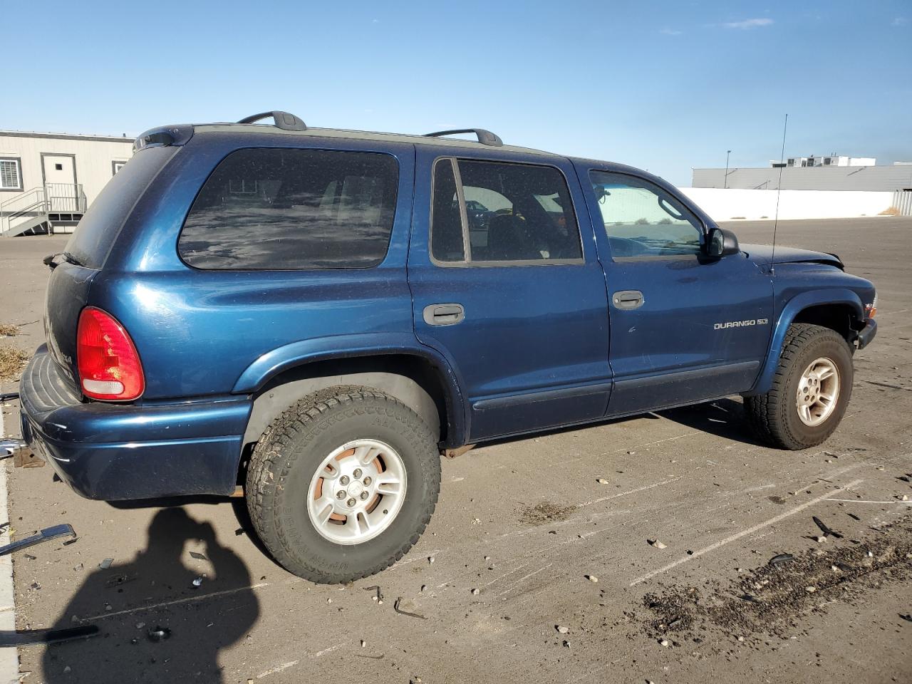 1999 Dodge Durango - Image 3