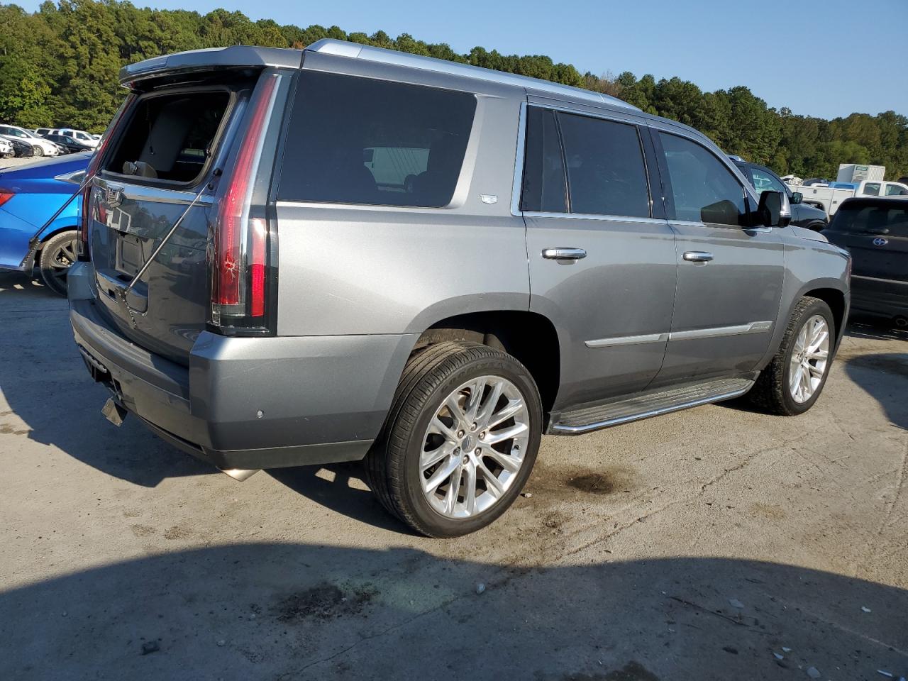 VIN 1GYS4BKJ8LR268299 2020 CADILLAC ESCALADE no.3