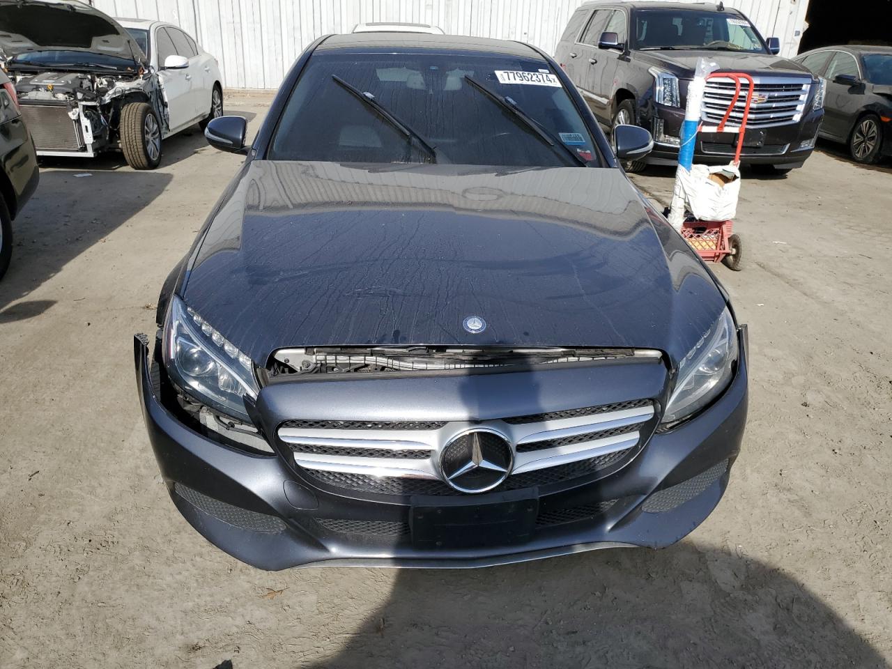 VIN 55SWF4KB3FU093264 2015 MERCEDES-BENZ C-CLASS no.5