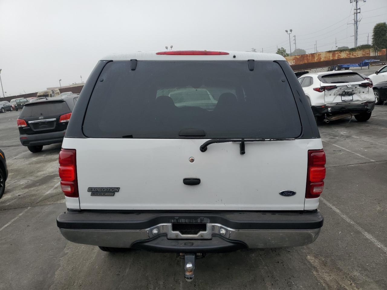 1FMRU1760XLC06242 1999 Ford Expedition