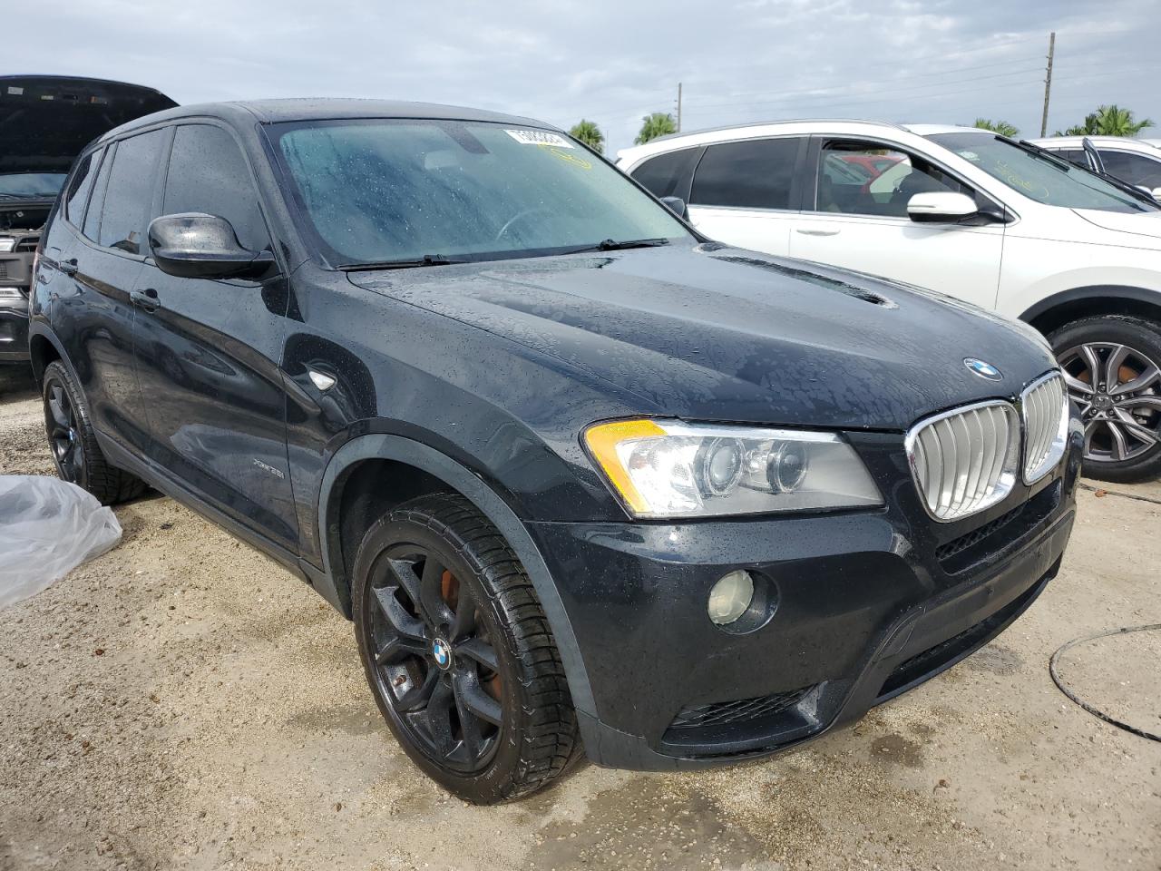 VIN 5UXWX7C5XDL976795 2013 BMW X3 no.4