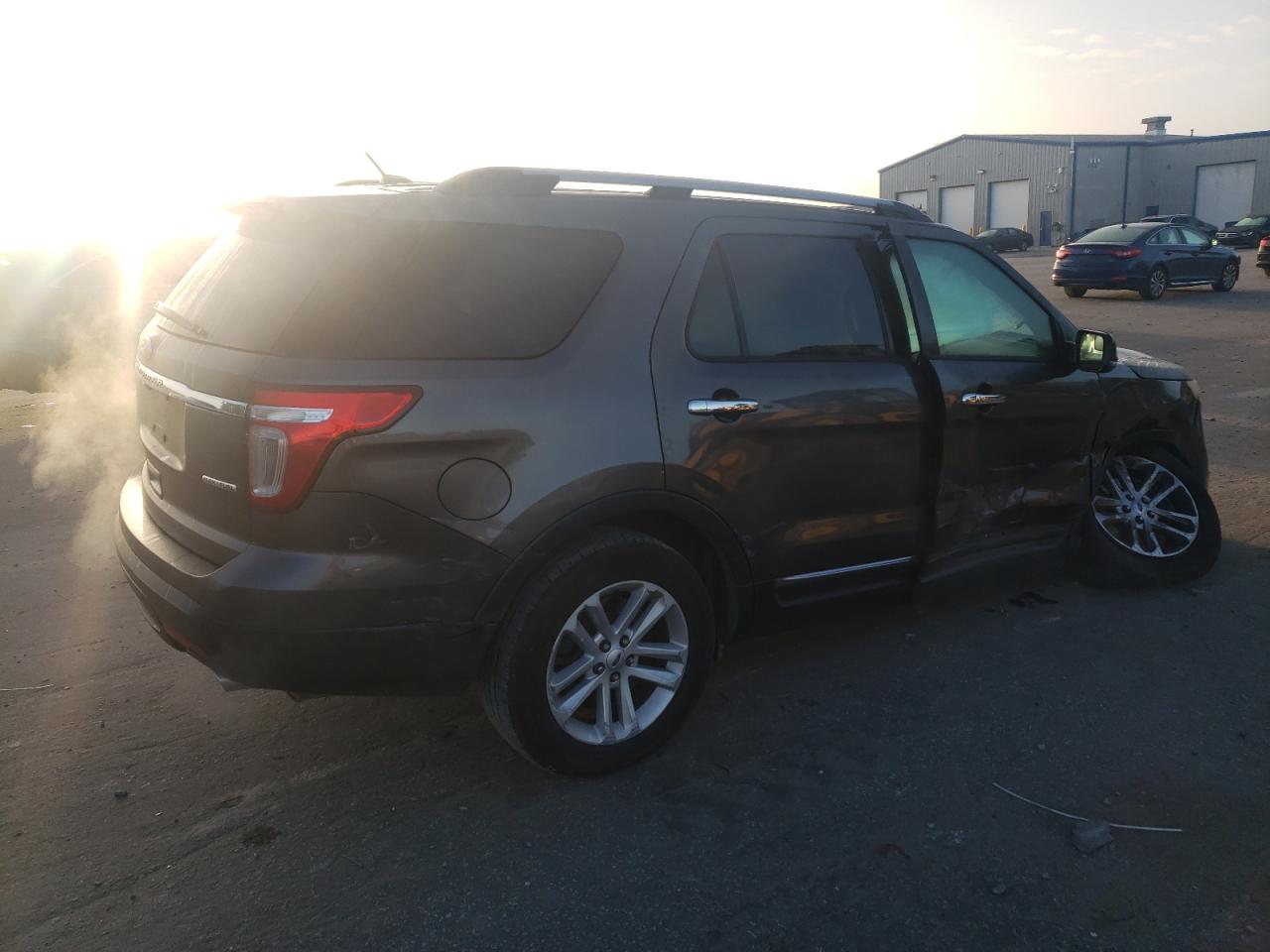 2015 Ford Explorer Xlt VIN: 1FM5K7D89FGA32899 Lot: 78242764