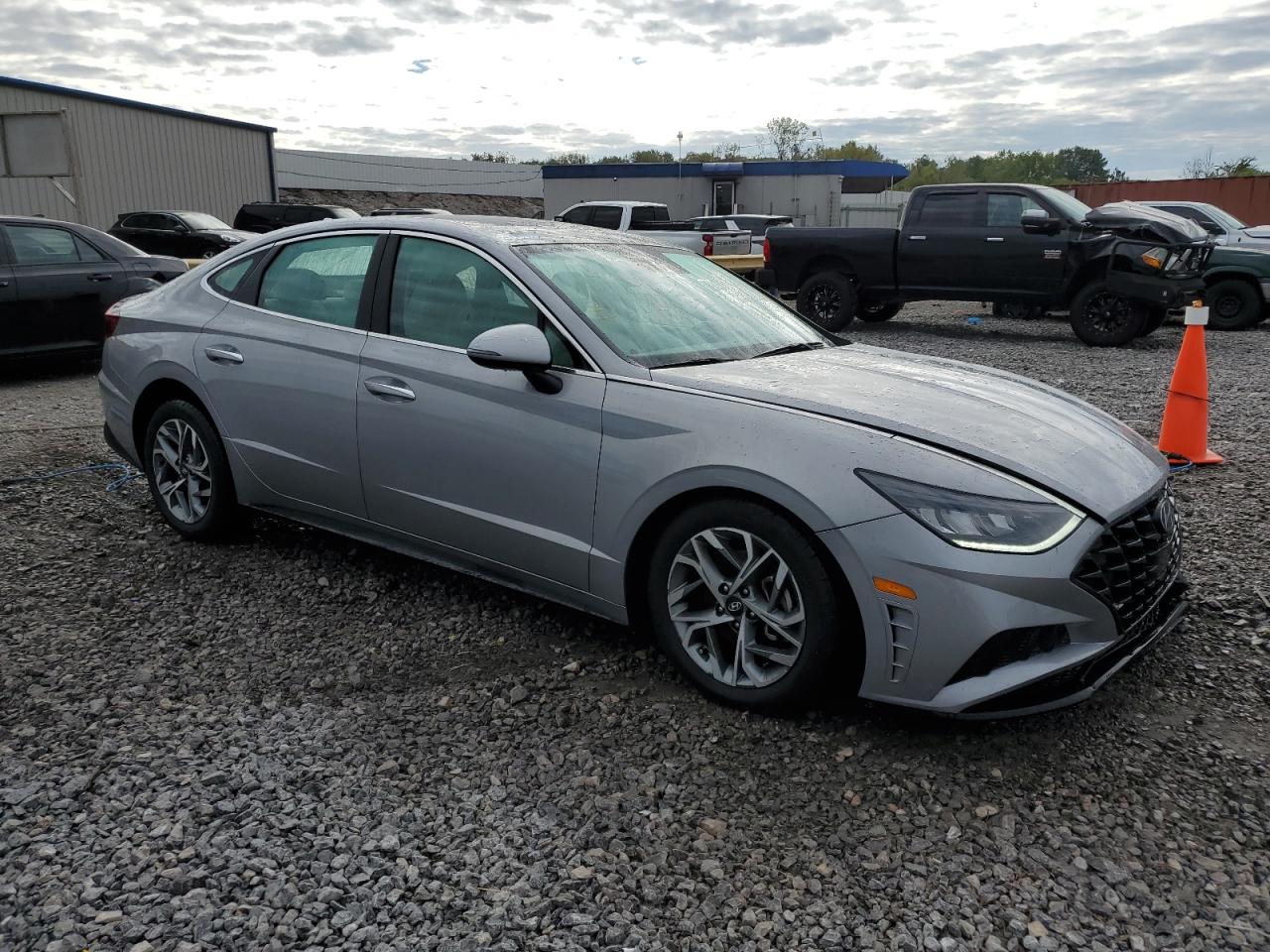 2023 Hyundai Sonata - Image 4