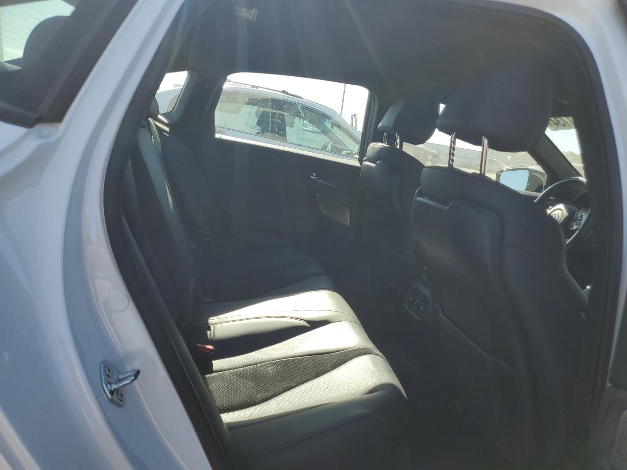2023 Acura TLX - Image 10