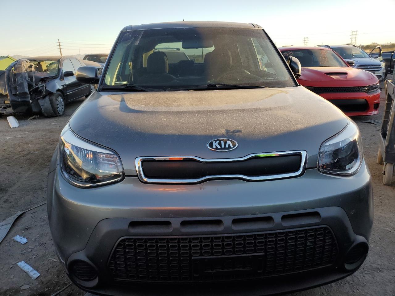 VIN KNDJN2A22G7383359 2016 KIA SOUL no.5