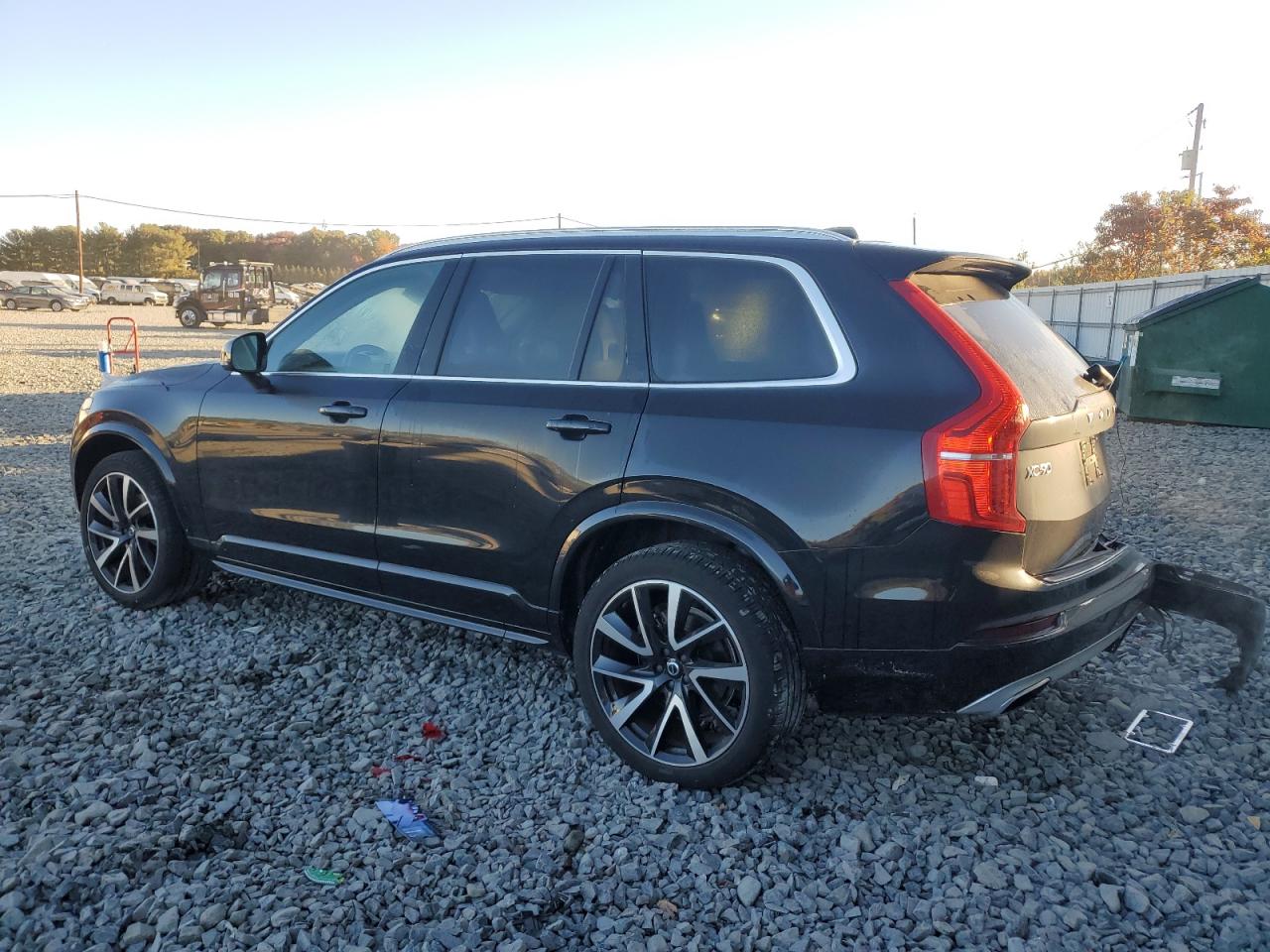 2021 Volvo XC90 - Image 2