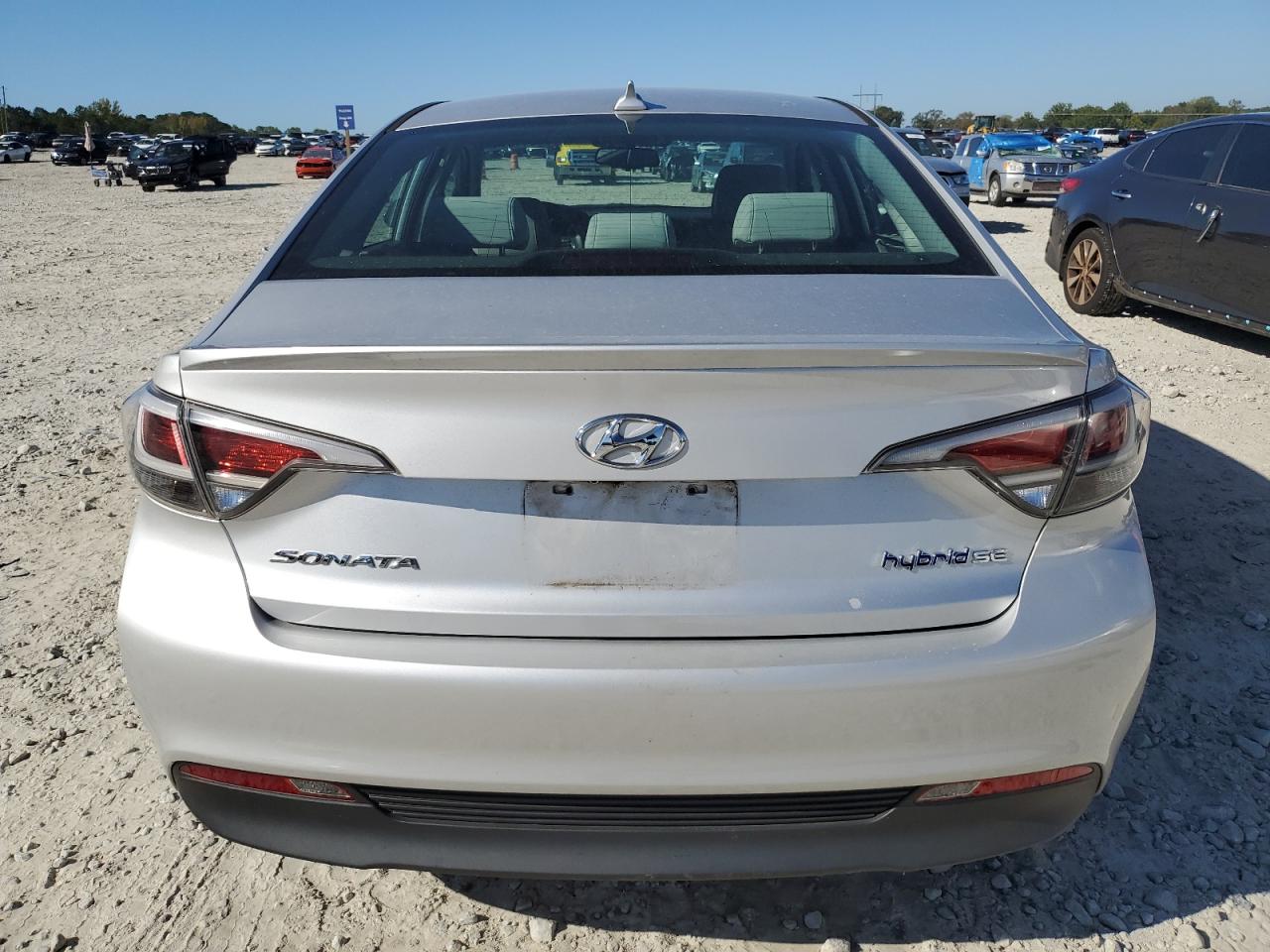 2017 Hyundai Sonata Hybrid VIN: KMHE24L11HA045994 Lot: 73311814