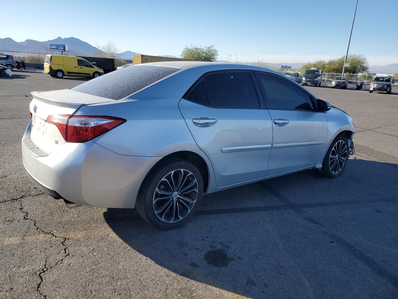 2015 Toyota Corolla - Image 3