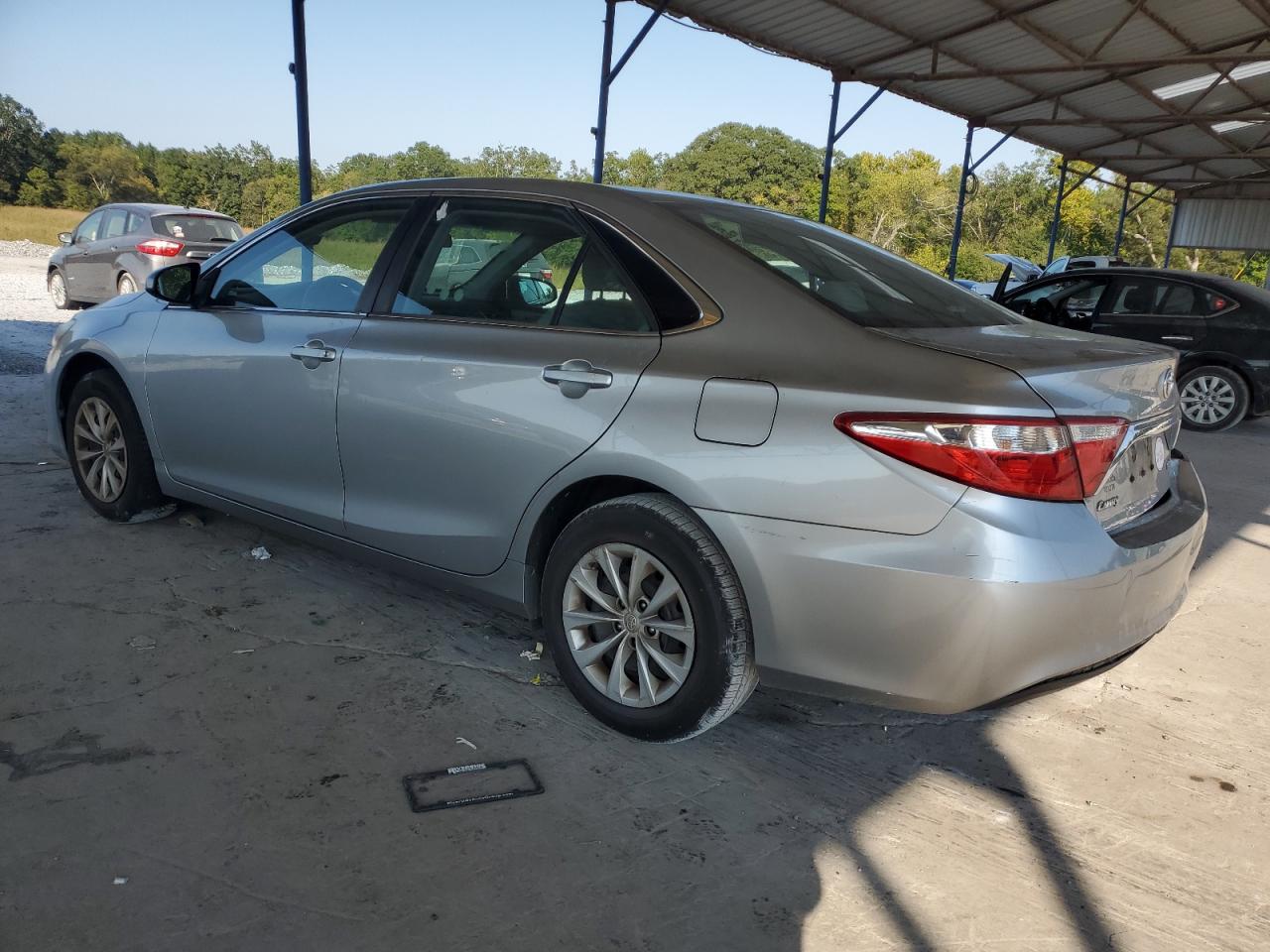 VIN 4T1BF1FK4GU508962 2016 TOYOTA CAMRY no.2