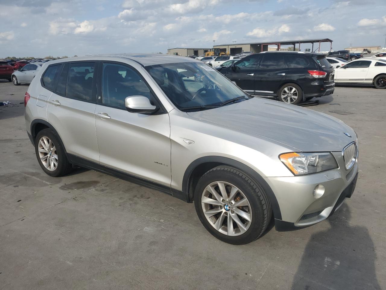 VIN 5UXWX9C58D0D09062 2013 BMW X3 no.4