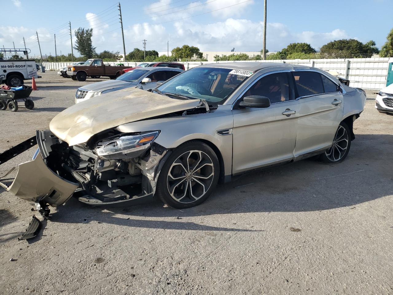 2018 Ford Taurus - Image 1