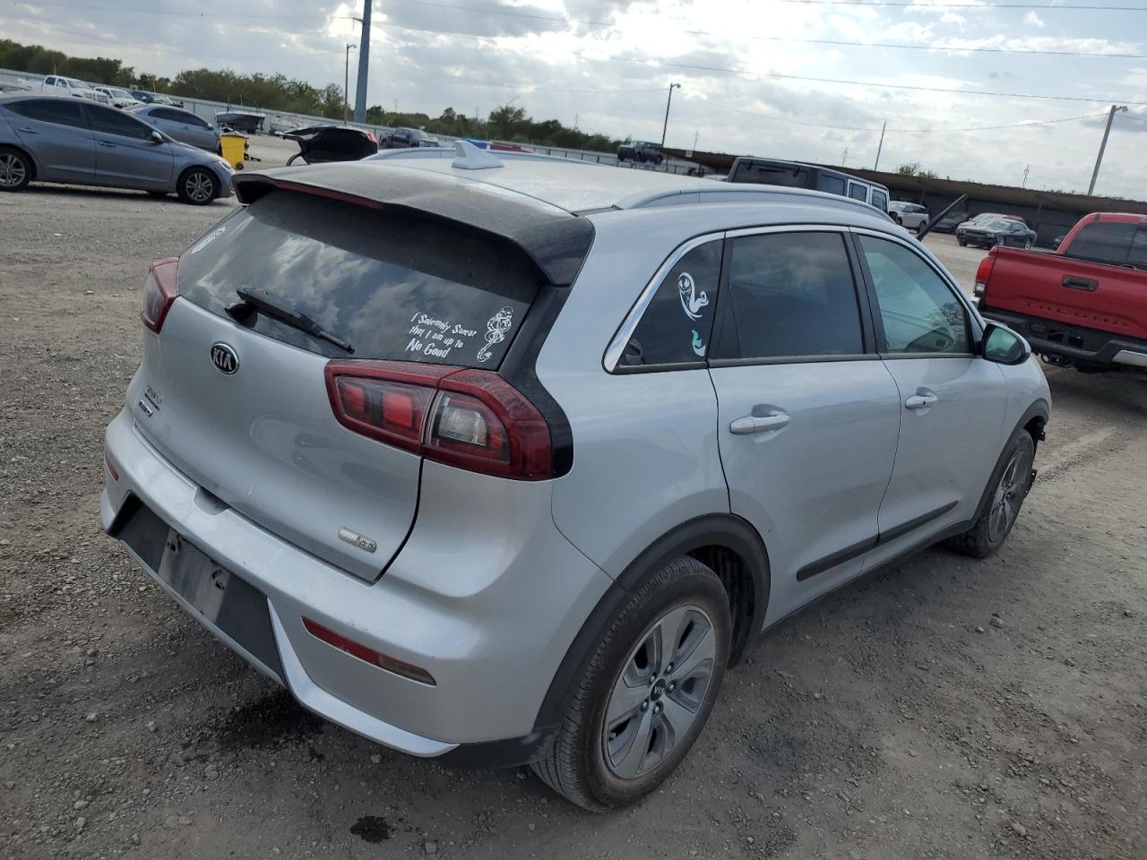 VIN KNDCB3LC8K5244077 2019 KIA NIRO no.3