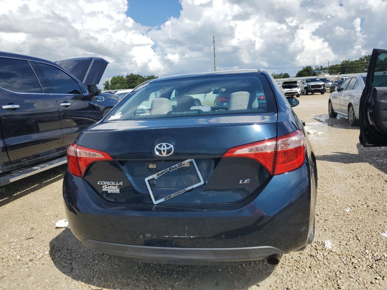 5YFBURHE7KP944050 2019 Toyota Corolla L