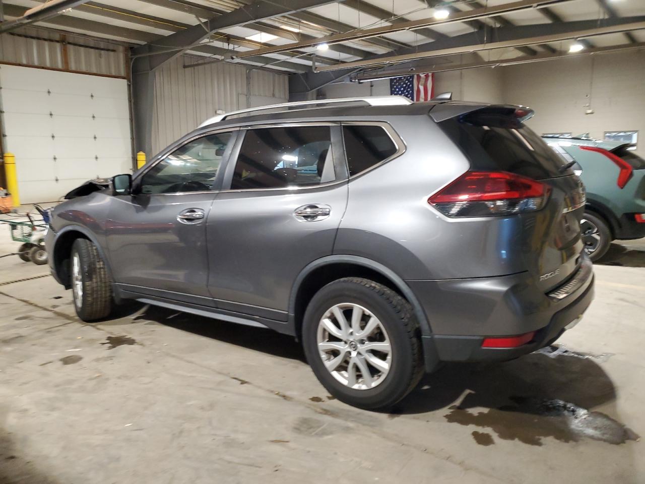 2018 Nissan Rogue S VIN: JN8AT2MV3JW302513 Lot: 77577494