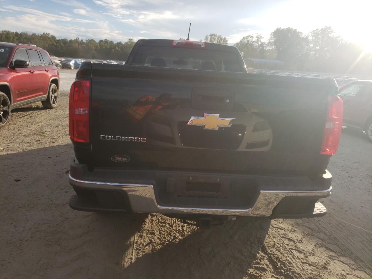 1GCHSBEA3J1167555 2018 Chevrolet Colorado