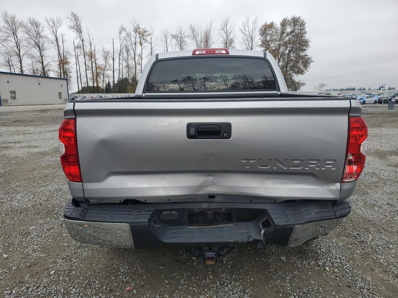 5TFDY5F19HX609985 2017 Toyota Tundra Crewmax Sr5