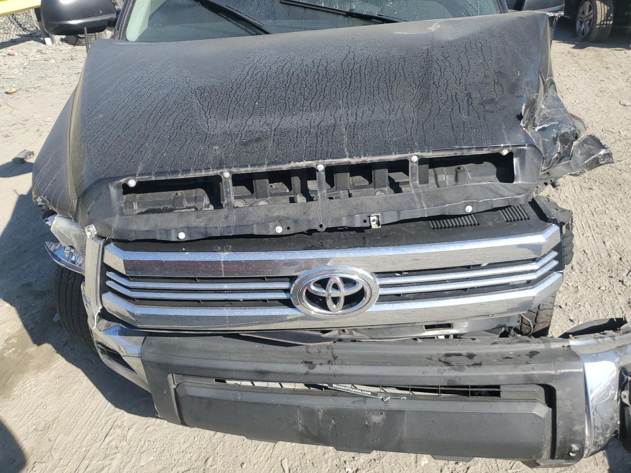 VIN 5TFDY5F16HX591834 2017 TOYOTA TUNDRA no.11