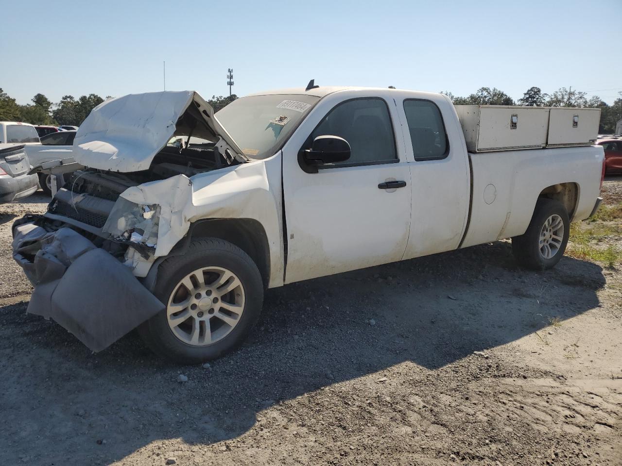 2009 Chevrolet Silverado - Image 1