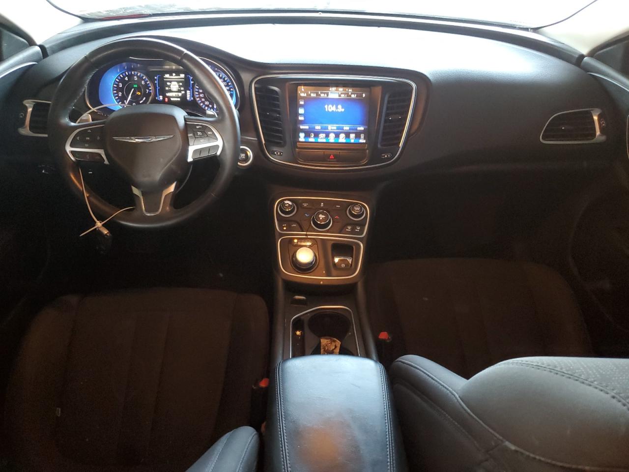 2016 Chrysler 200 - Image 8