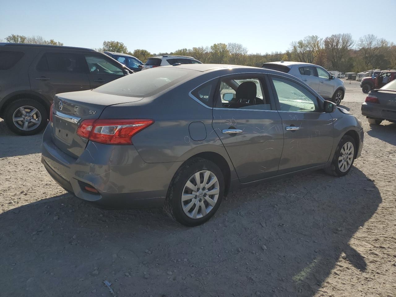 2016 Nissan Sentra - Image 3