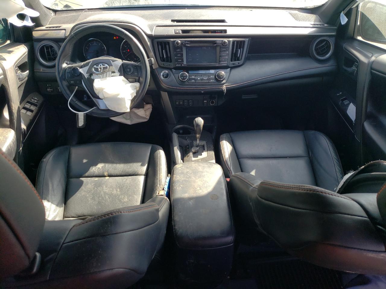 2018 Toyota RAV 4 - Image 8