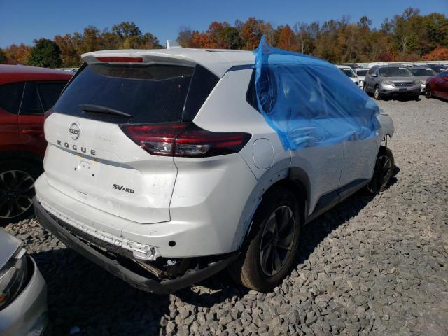  NISSAN ROGUE 2024 White