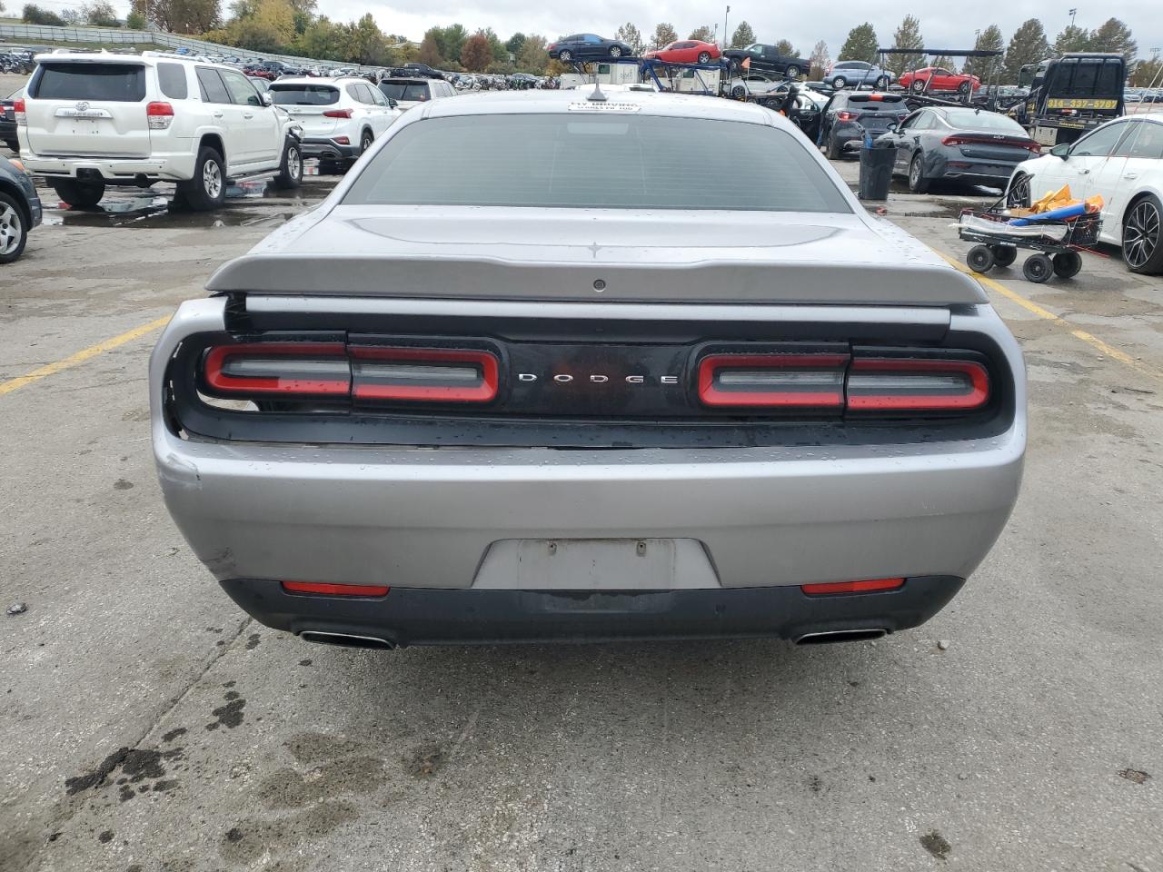 2015 Dodge Challenger - Image 7