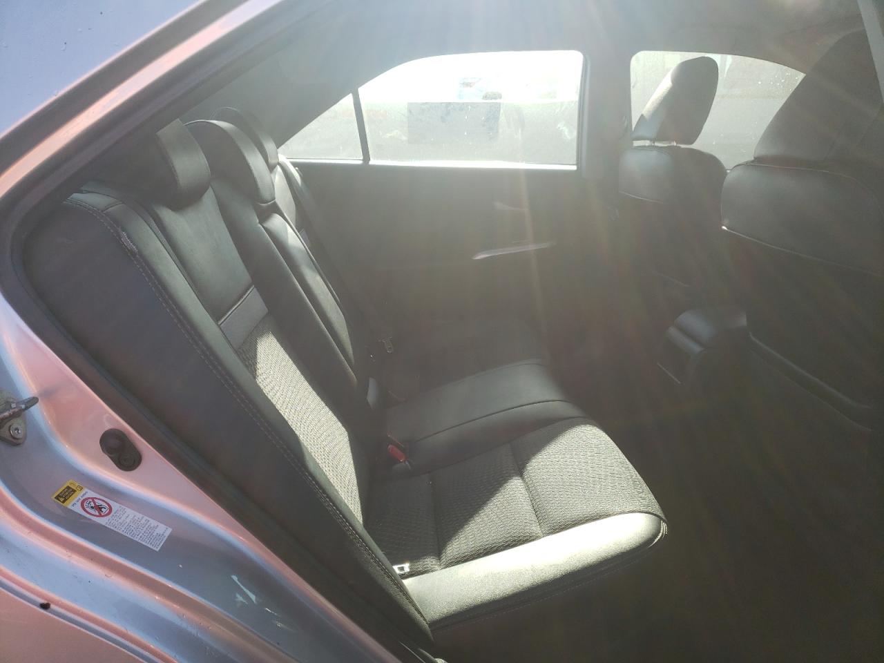 2014 Toyota Camry - Image 10