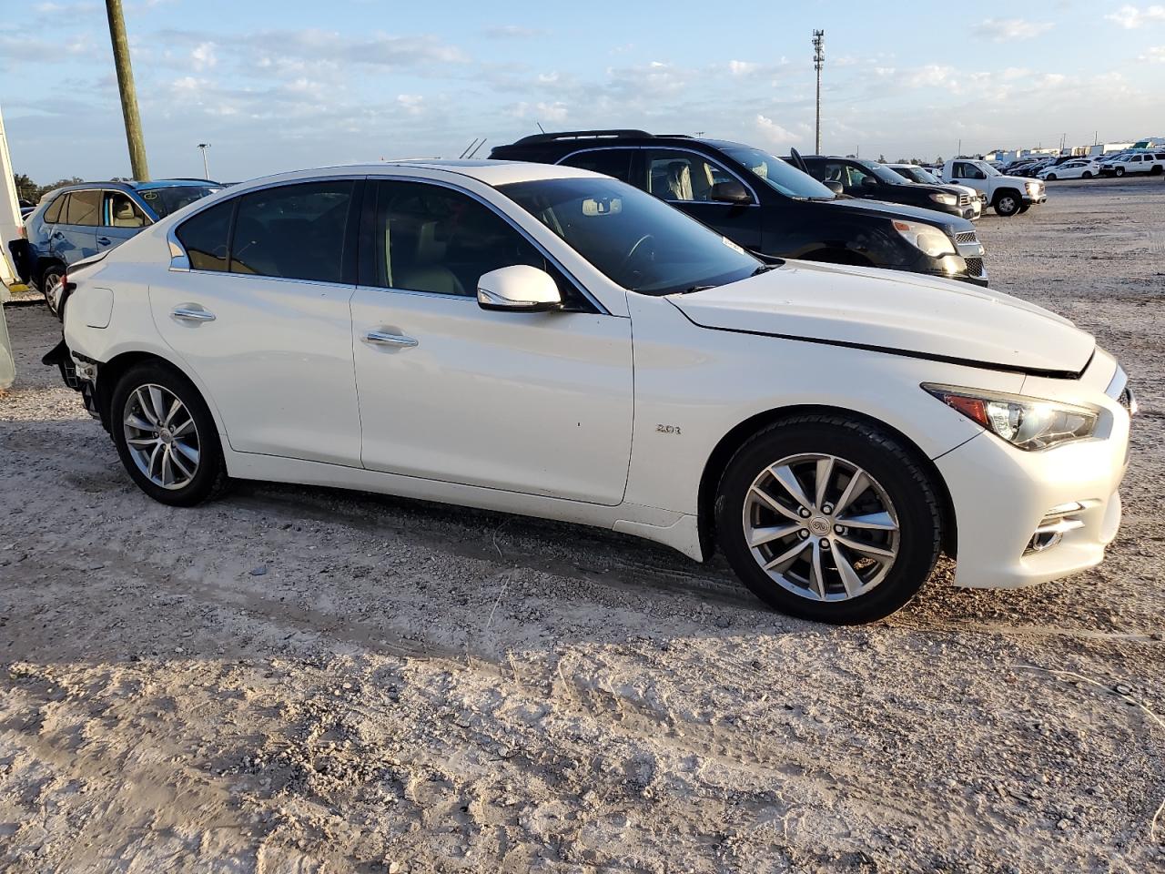2016 Infiniti Q50 - Image 4