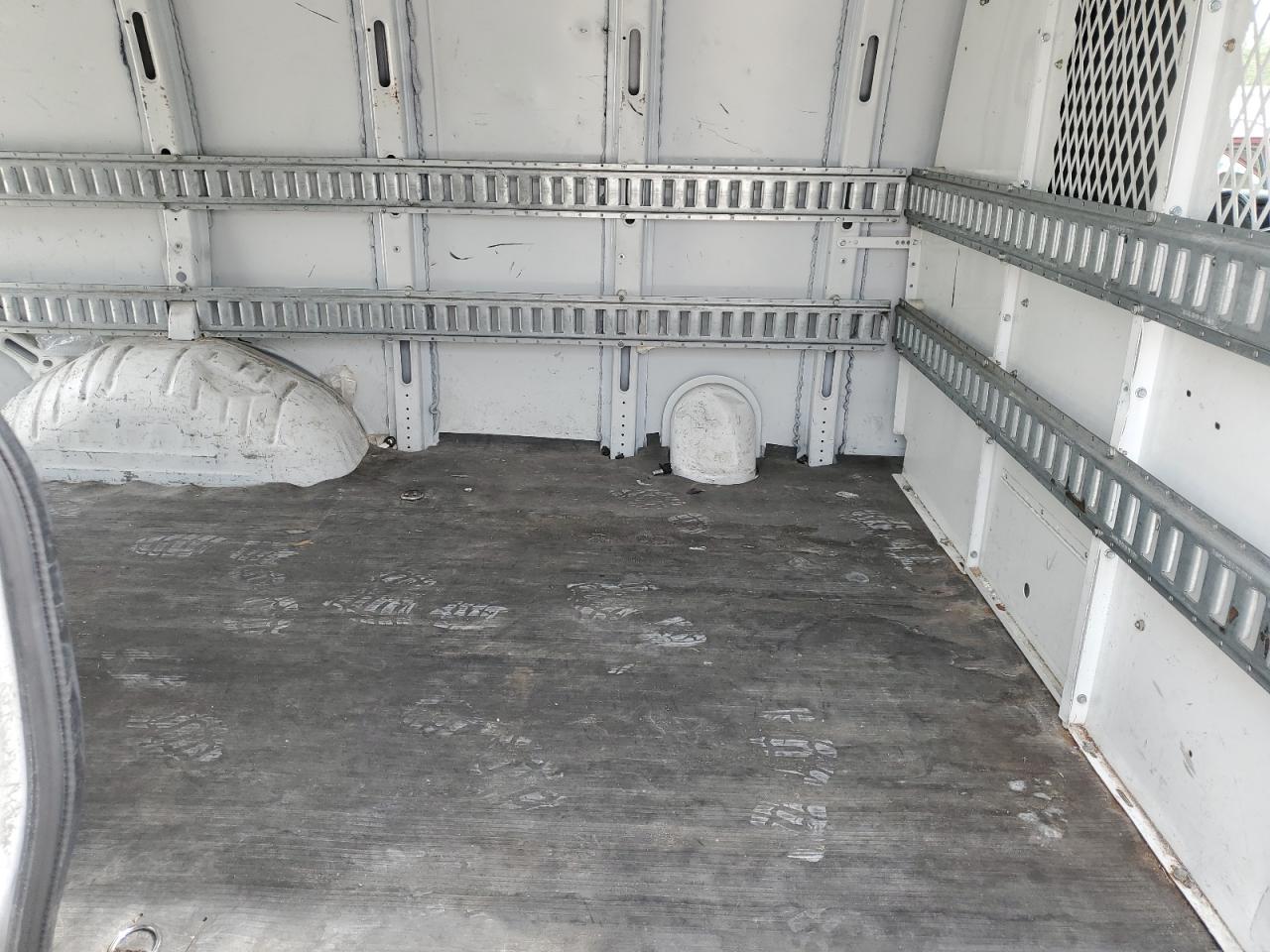 2019 Chevrolet Express G2500 VIN: 1GCWGAFG5K1220909 Lot: 74936654
