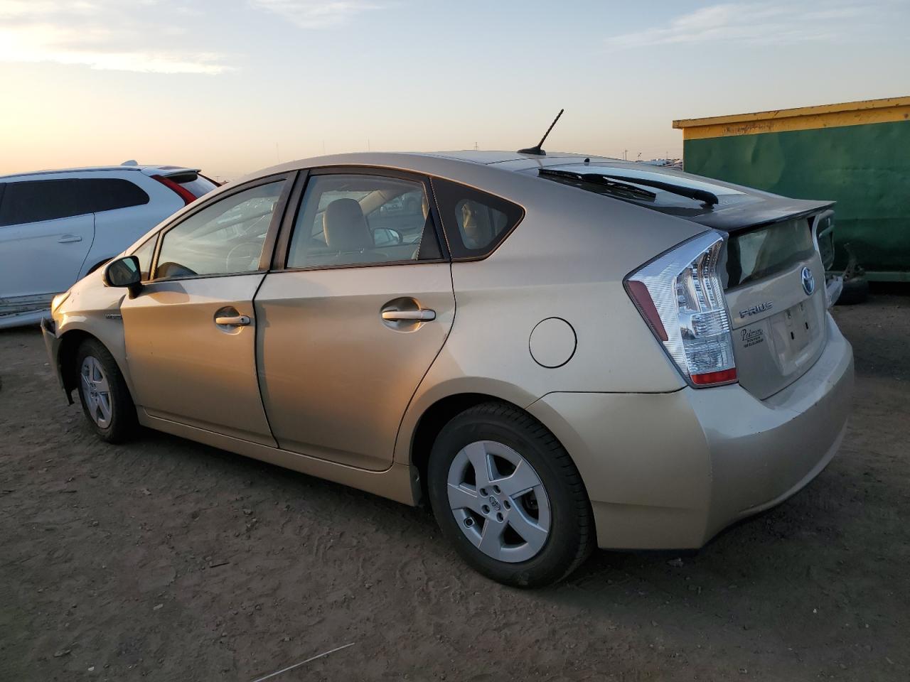 2010 Toyota Prius - Image 2