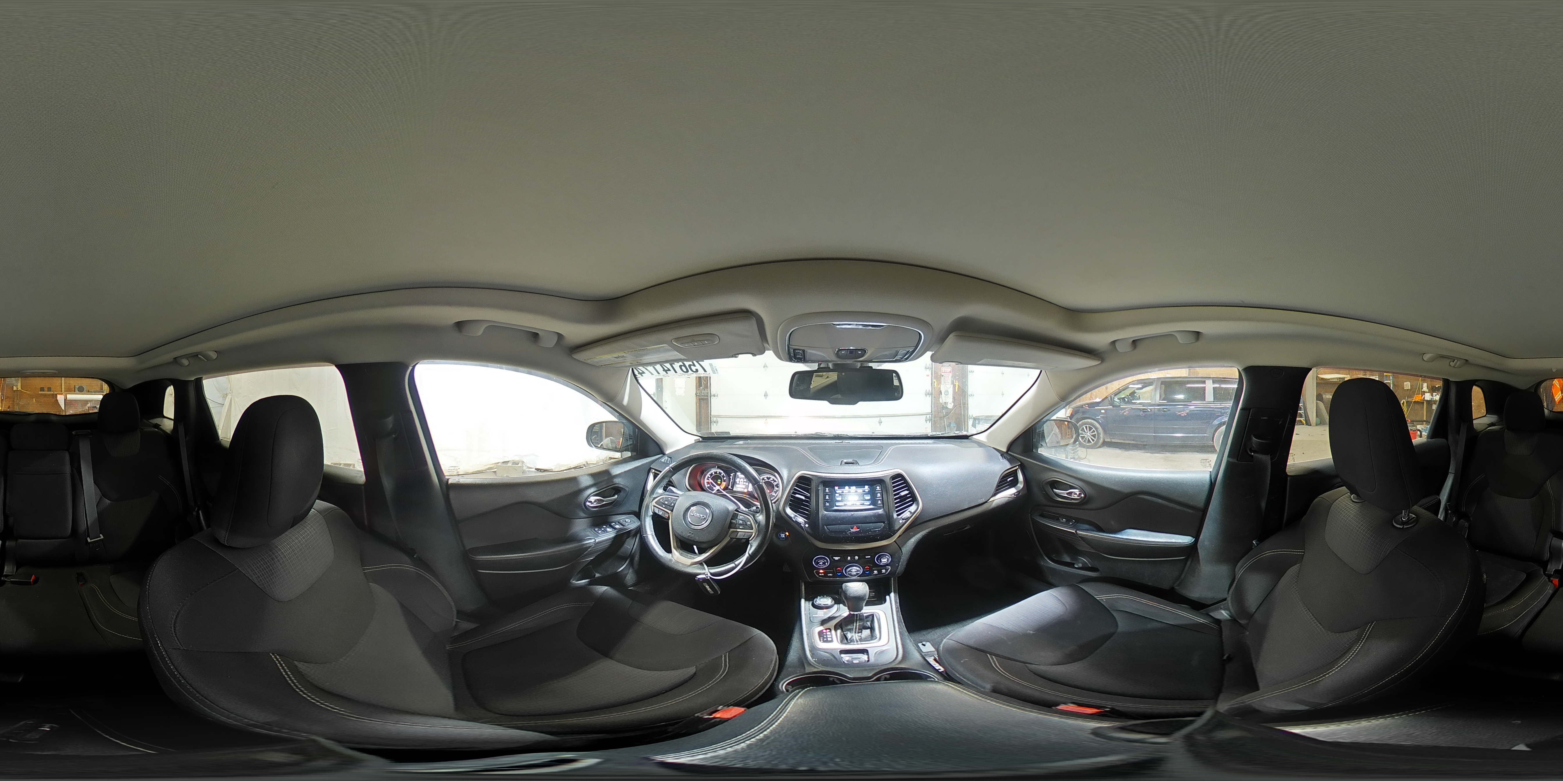 2015 Jeep Grand Cherokee - Image 16