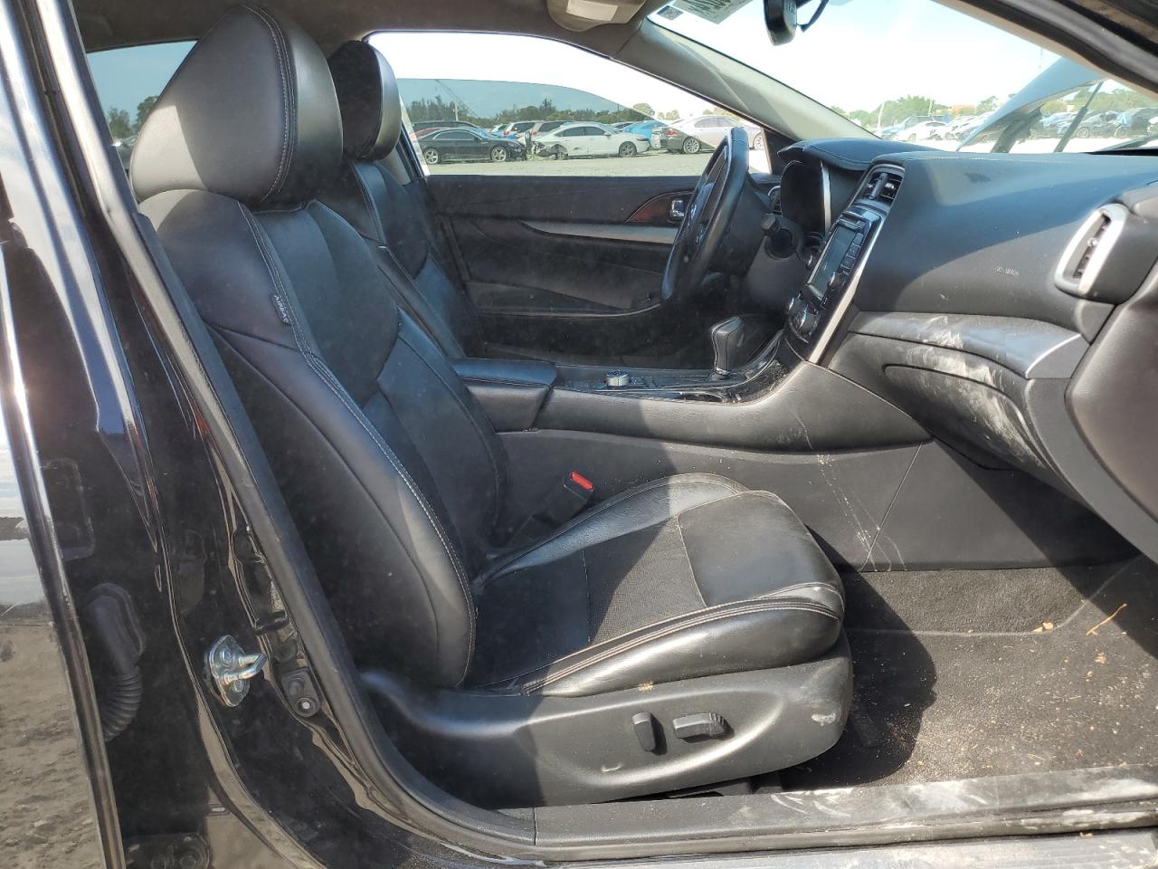 2017 Nissan Maxima - Image 7