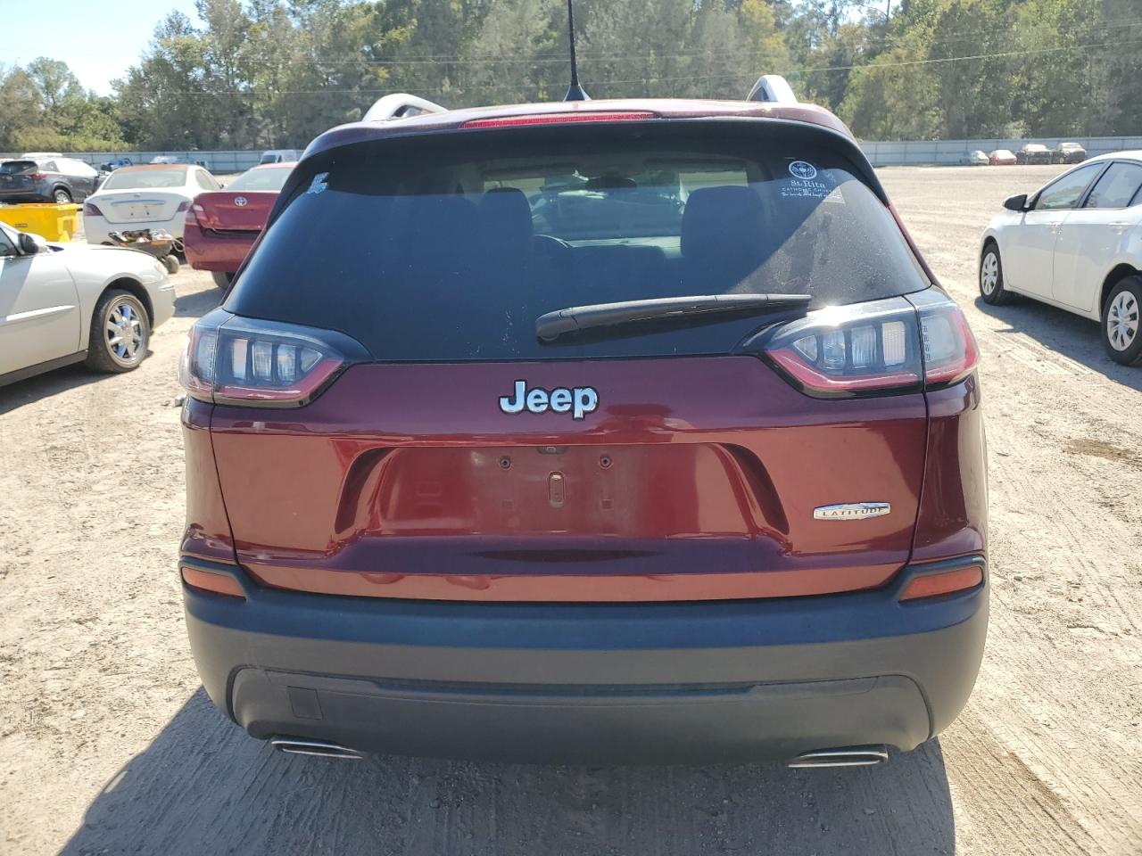 2019 Jeep Cherokee Latitude VIN: 1C4PJLCXXKD316751 Lot: 76947034