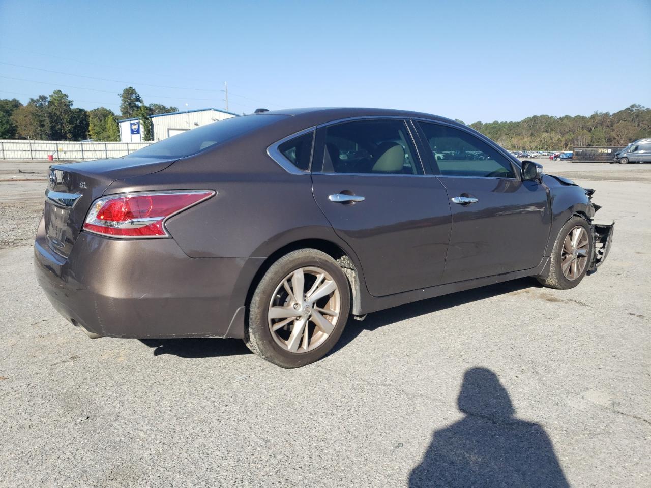 2015 Nissan Altima - Image 3