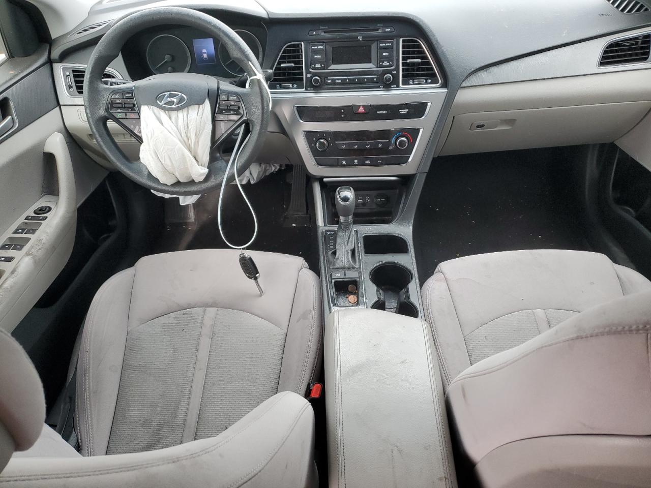 2015 Hyundai Sonata - Image 8