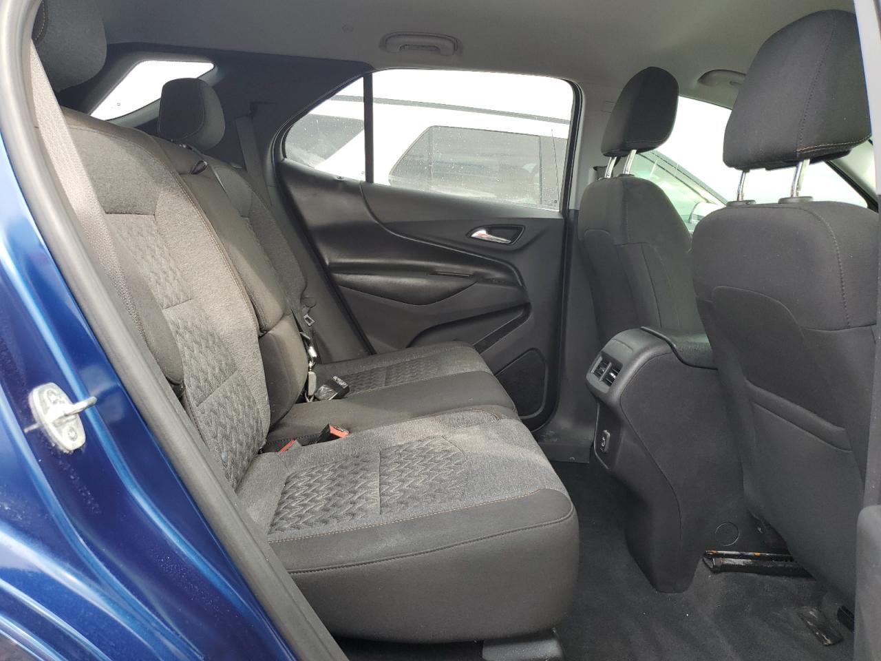 2022 Chevrolet Equinox - Image 11