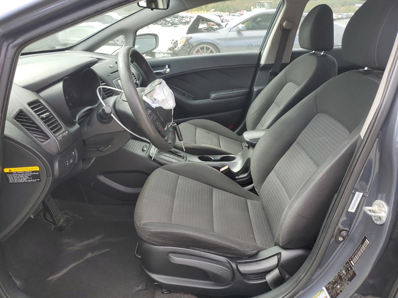 2015 Kia Forte - Image 7