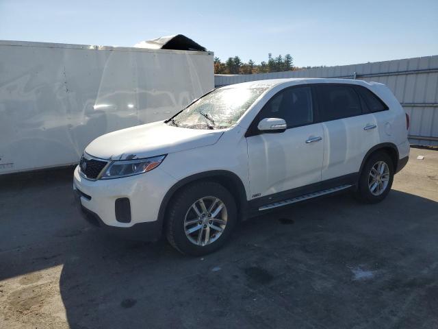  KIA SORENTO 2015 White