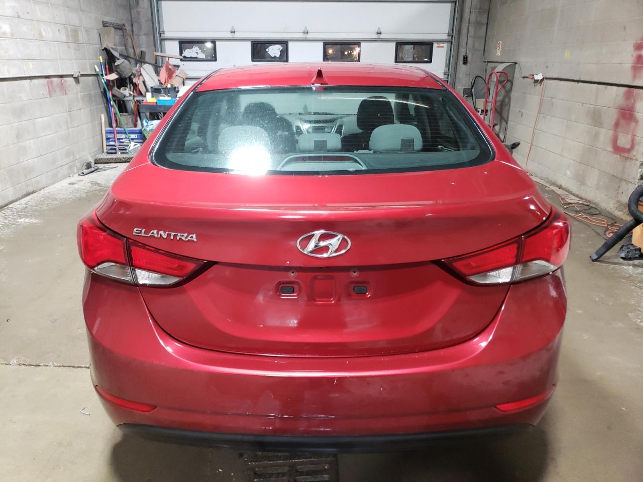 2015 Hyundai Elantra - Image 6