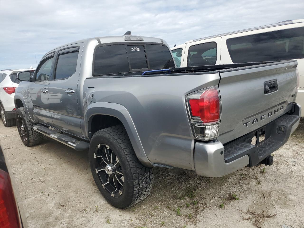 VIN 3TMEZ5CN2GM020743 2016 TOYOTA TACOMA no.2