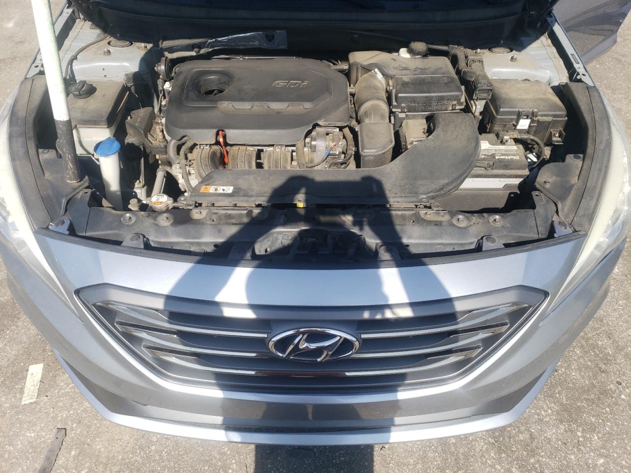 2016 Hyundai Sonata - Image 12