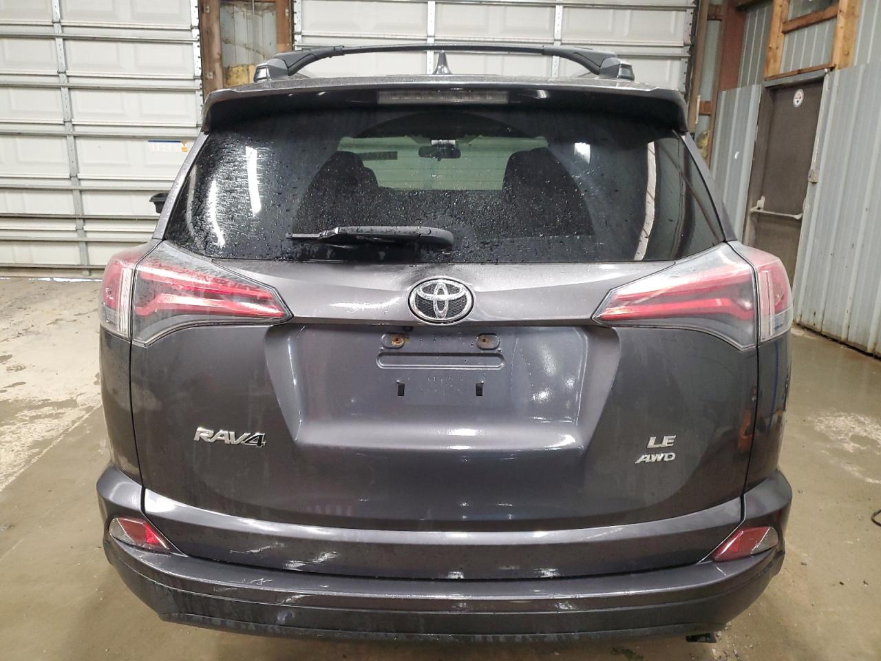 JTMBFREVXHJ107014 2017 Toyota Rav4 Le